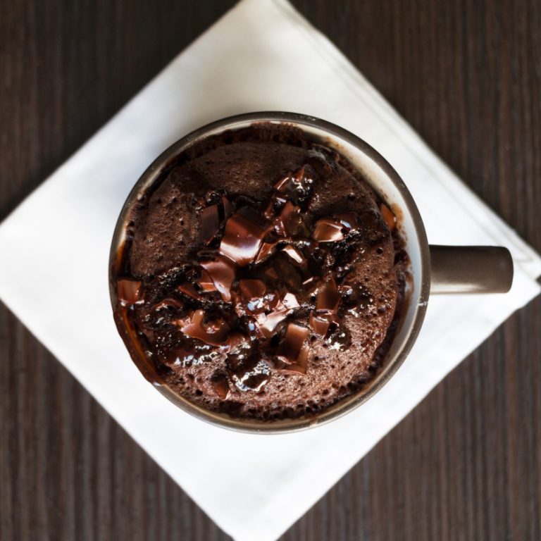 2 Minute Chocolate Mug Cake – Cake In A Mug!