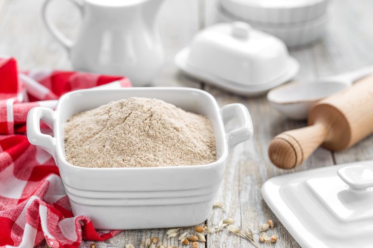 Make your own cake flour – UK substitution | Easy UK recipe